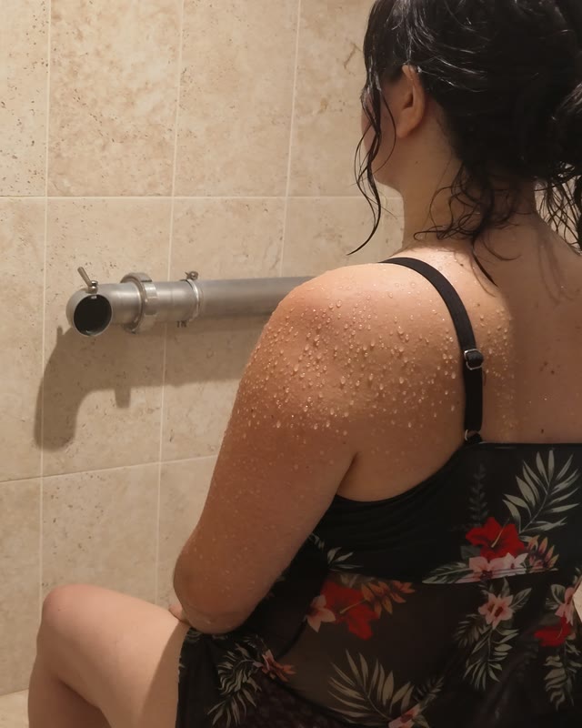 Douche p&eacute;n&eacute;trante aux Grands Thermes de La Bourboule